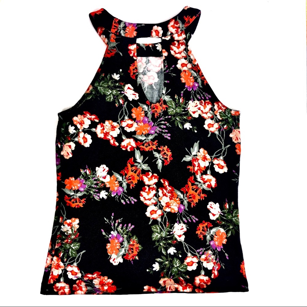 Keyhole neck Floral halter top women